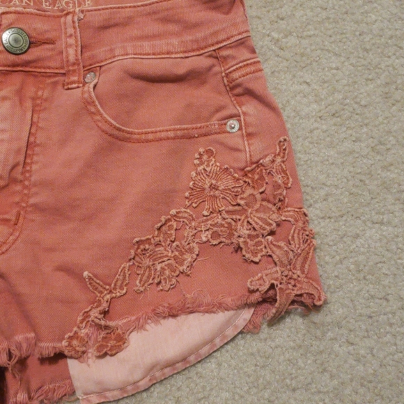 Shabby Chic High Rise shorts - Picture 2 of 6